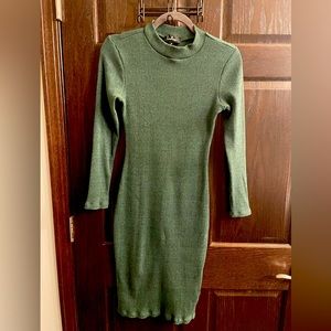 Lulus green sweater dress. Size M.